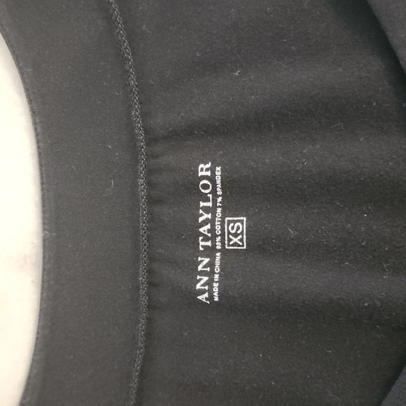 Ann Taylor black 3/4 sleeve blouse - Picture 3 of 5